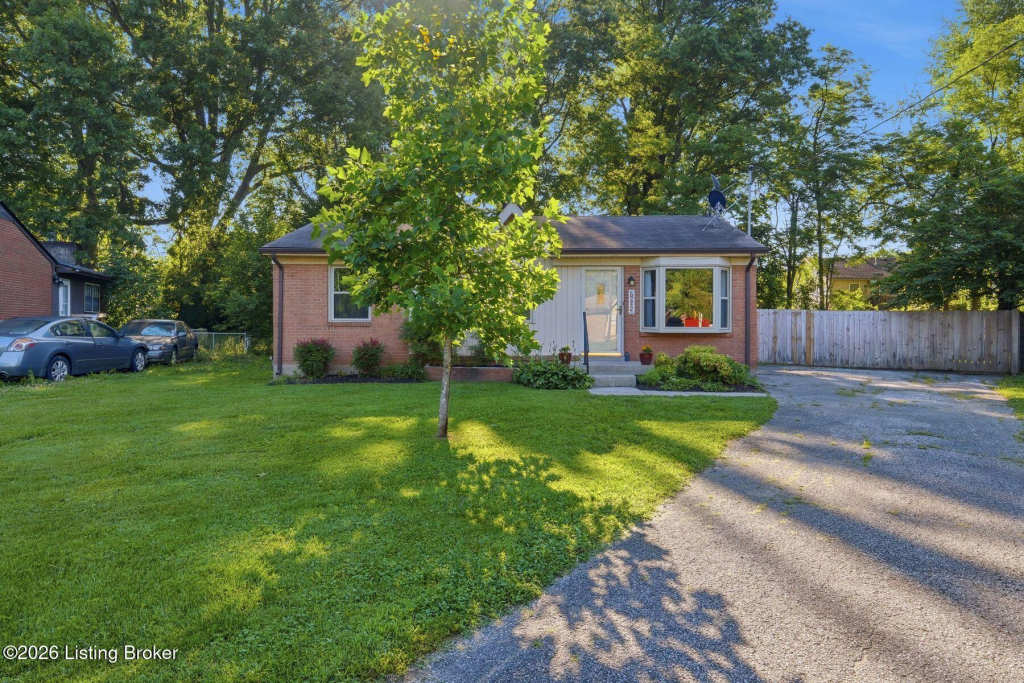 7605 Nannette Ct Louisville KY 40258 (House For Sale) | MLS 1719607