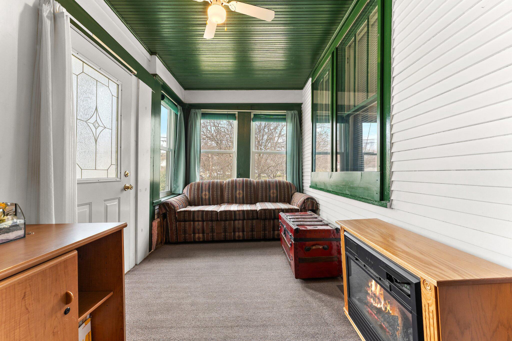 9107 Kleinman Road Highland IN 46322 (House For Sale) | MLS 818139
