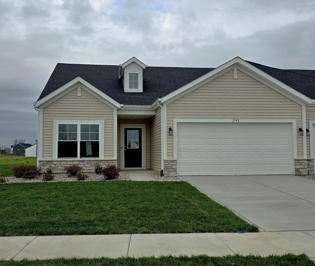 2548 E 105th Avenue Crown Point IN 46307 (House For Sale) | MLS 847610