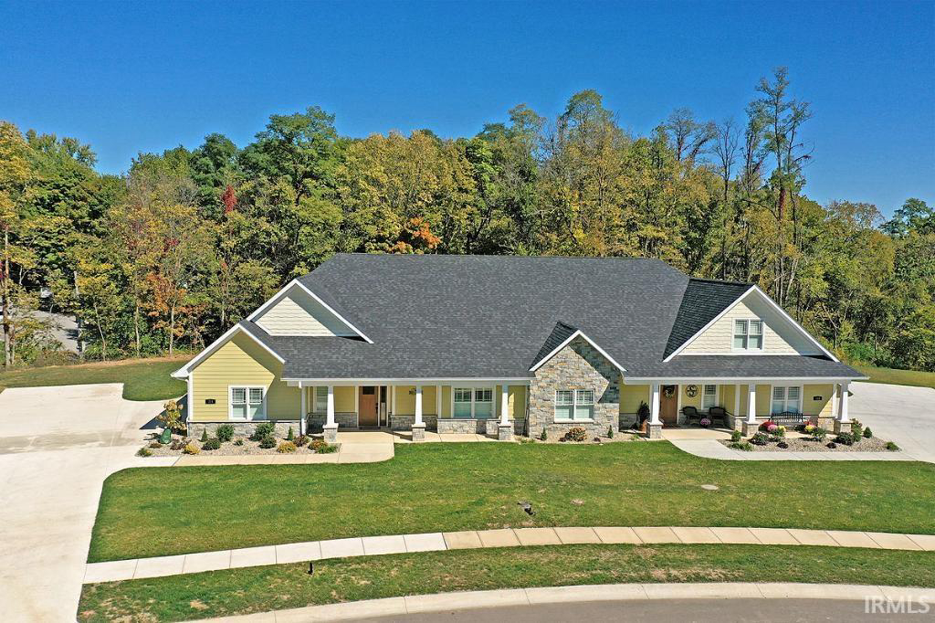 306 Blue River Drive Knightstown IN 46148 (House For Sale) | MLS 202538822