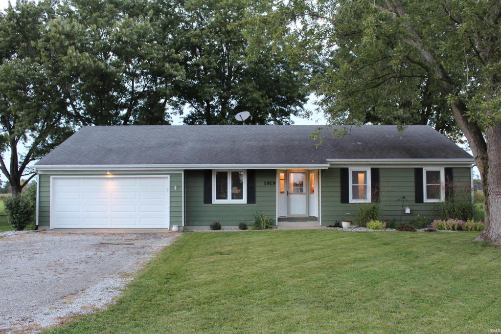 The Decatur Building 1919 NW Indiana Street Decatur IN 46733 (House For Sale) | MLS 202642944