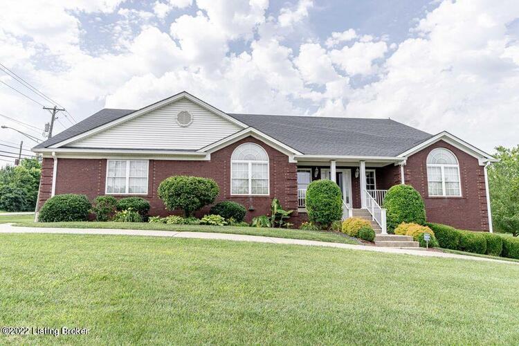 1259  Pebble Dr Shelbyville, KY 40065 | MLS 1618308