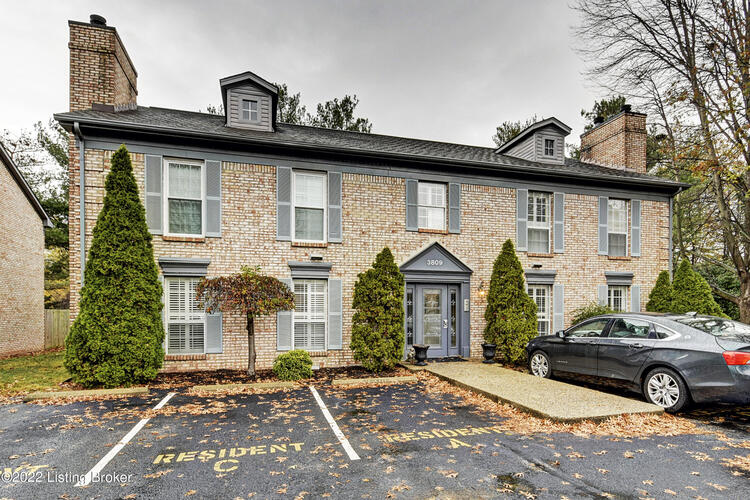 3809 Chamberlain Ln Louisville KY 40241 MLS 1626359