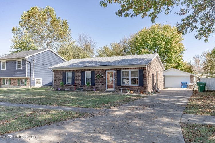 9705  Turnpike View Dr Louisville, KY 40229 | MLS 1649061