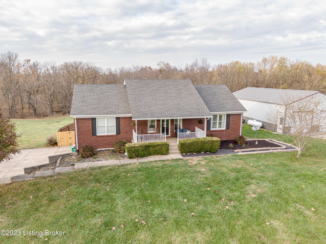 34  indian springs Trace Shelbyville, KY 40065 | MLS 1649379