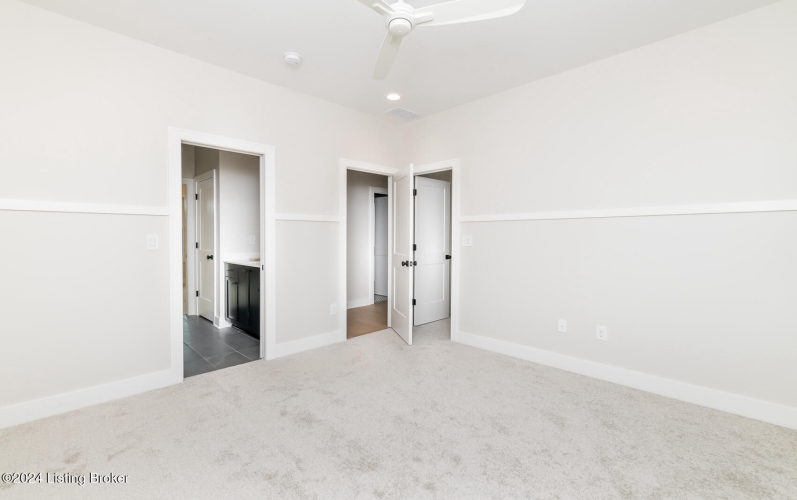Listing Image 104