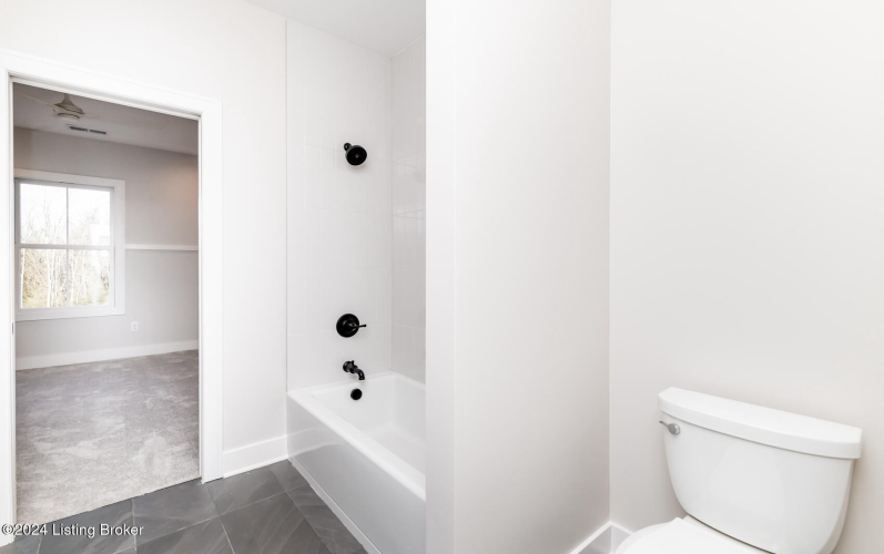 Listing Image 109