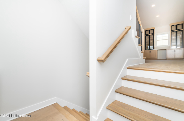 Listing Image 138