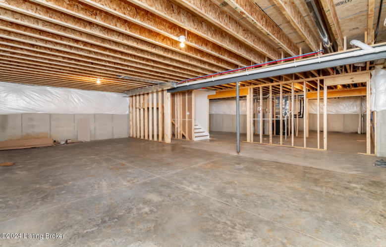 Listing Image 140