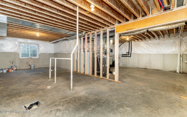 Listing Image 142
