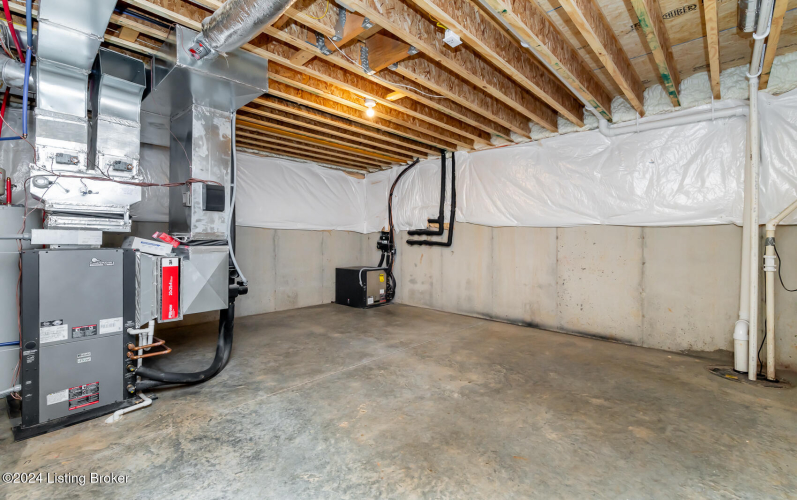 Listing Image 145