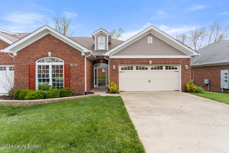 14429  Crescent Cove Dr Louisville, KY 40245 | MLS 1659178