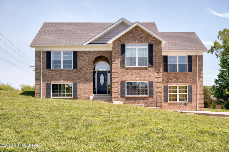 201 S Howard St Bardstown, KY 40004 | MLS 1662398