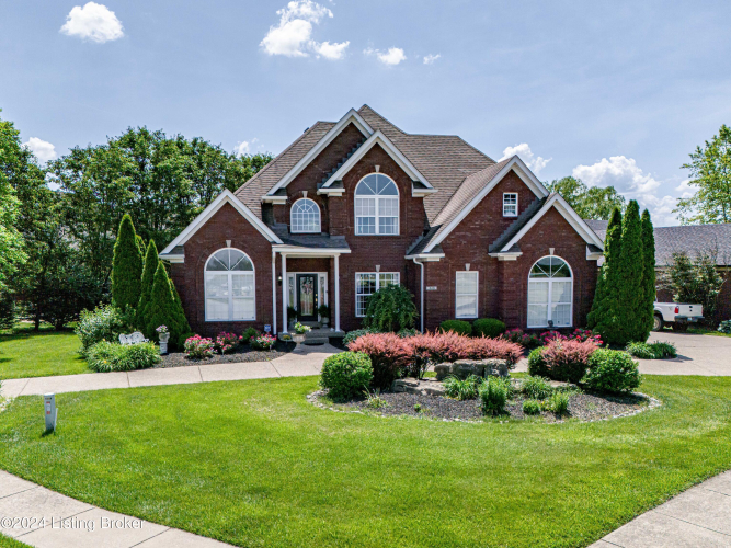 226  Champions Way Simpsonville, KY 40067 | MLS 1662515