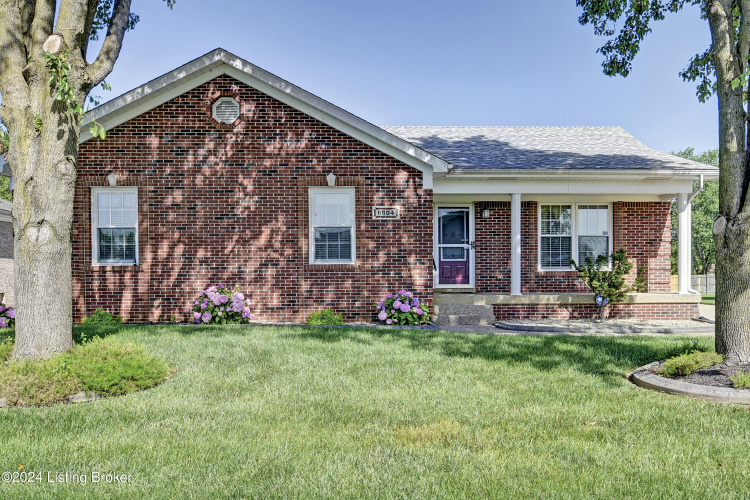 6804  Astral Dr Louisville, KY 40258 | MLS 1663004