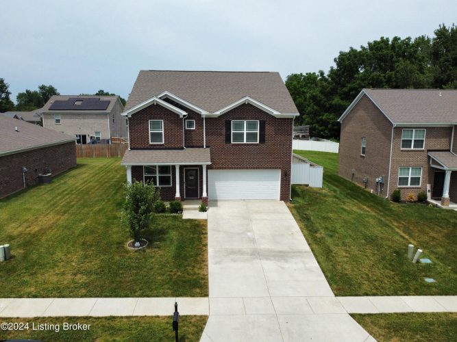 5807  Kellie Woods Dr Louisville, KY 40258 | MLS 1663236