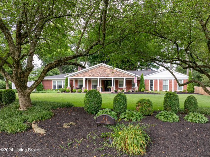 514  Jarvis Ln Louisville, KY 40207 | MLS 1663632