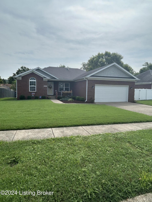 9815  Valley Farms Blvd Louisville, KY 40272 | MLS 1665576