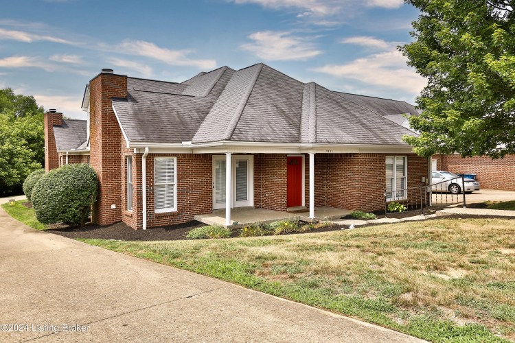 2811  Brassfield Cir Shelbyville, KY 40065 | MLS 1665766