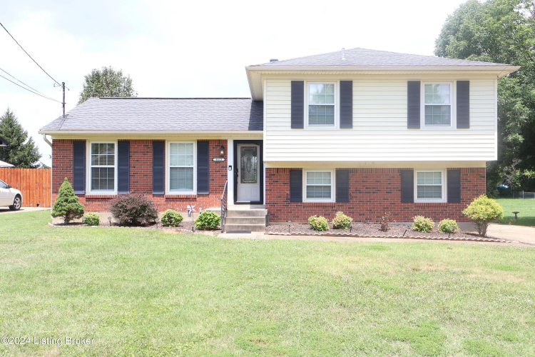 4613  Kingsmore Dr Louisville, KY 40229 | MLS 1666590