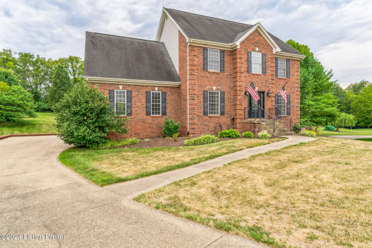 6901  Charleston Way Shelbyville, KY 40065 | MLS 1666694