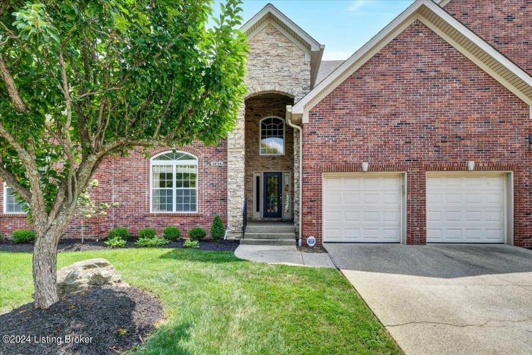 3234  Ridge Brook Cir Louisville, KY 40245 | MLS 1666696