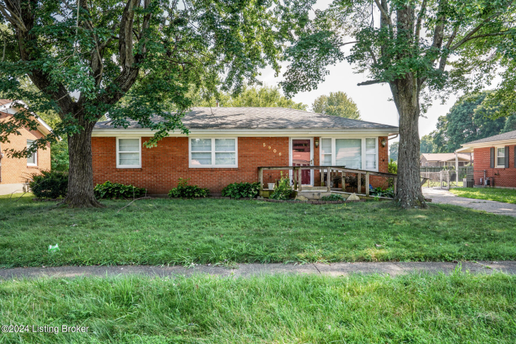 5906  Manson Way Louisville, KY 40258 | MLS 1667380