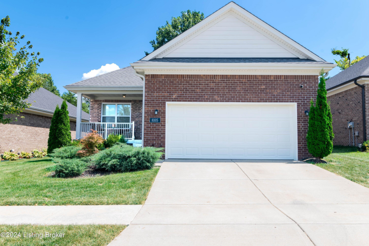 8105  Cedar Crest Ln Louisville, KY 40291 | MLS 1668684