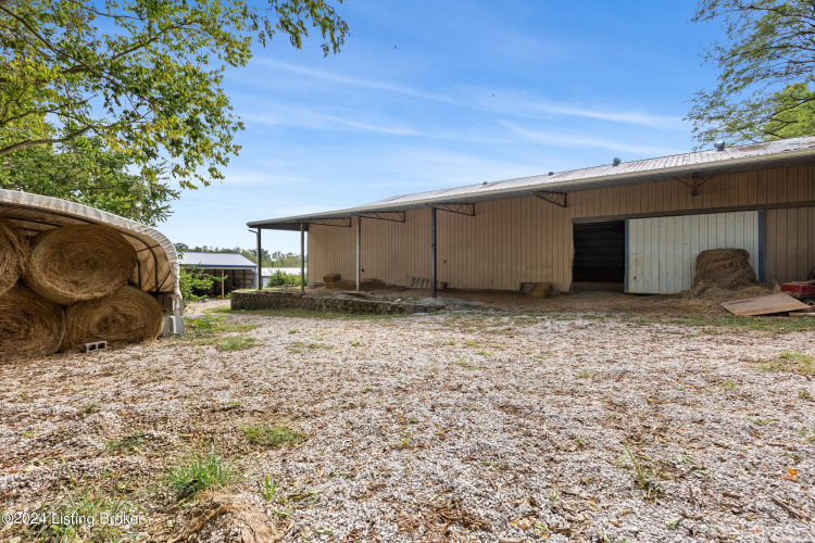 Listing Image 45