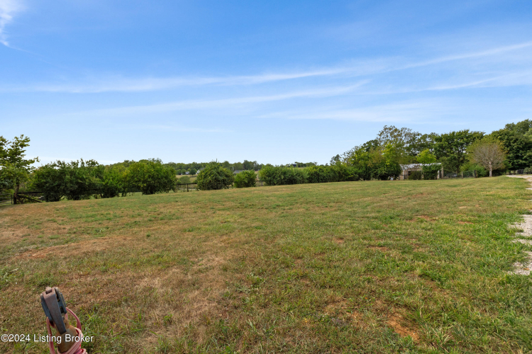 Listing Image 52