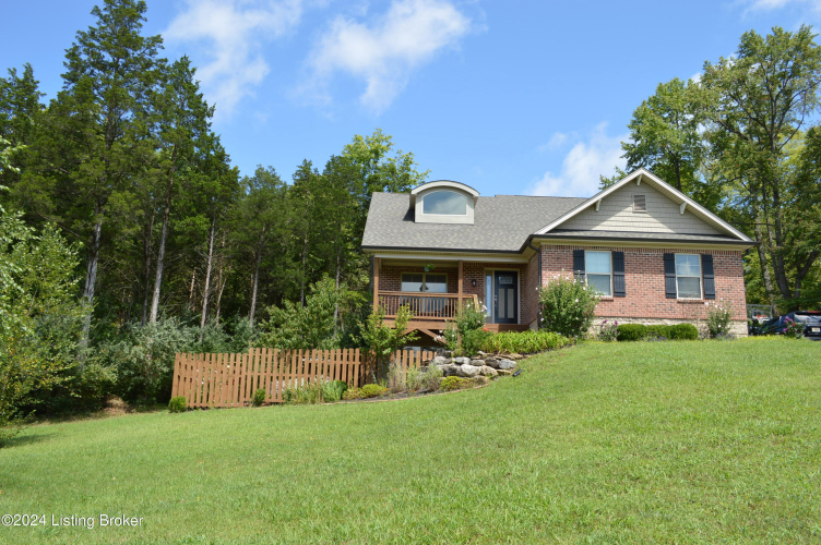 2823  Hollow Oak Dr Crestwood, KY 40014 | MLS 1669156