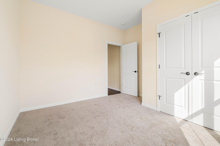Listing Image 27