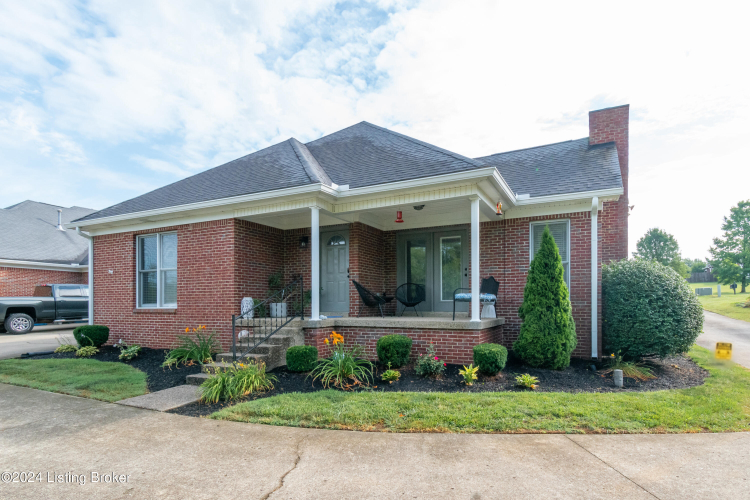 2813  Brassfield Cir Shelbyville, KY 40065 | MLS 1670869