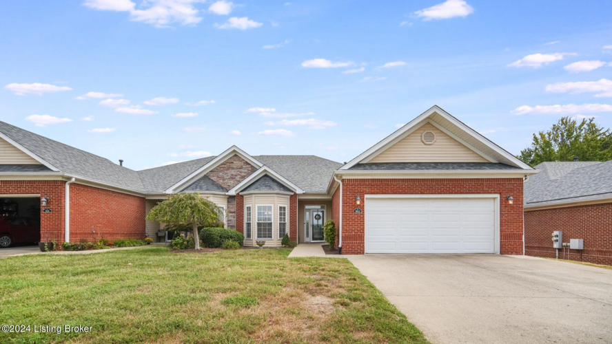 7403  Autumn Trace Dr Louisville, KY 40214 | MLS 1670909