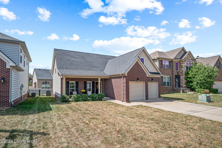 2204  Tatton Dr Louisville, KY 40245 | MLS 1671032