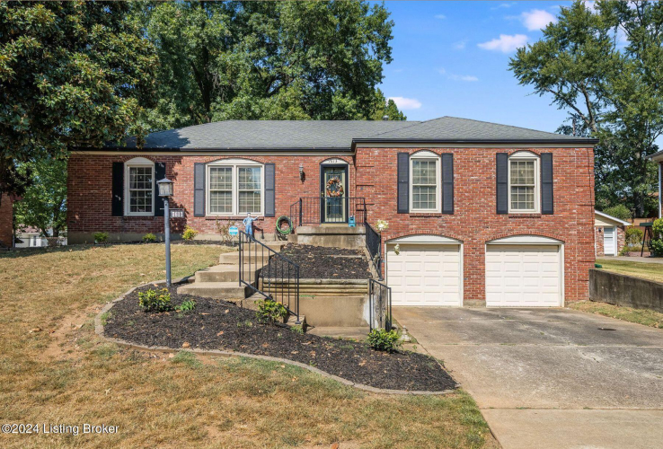 7613  Cedar Hollow Dr Louisville, KY 40291 | MLS 1671129