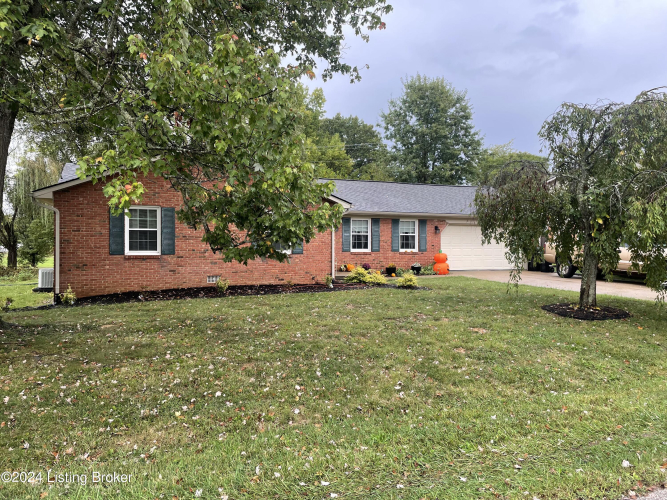 345  Harrodswood Rd Frankfort, KY 40601 | MLS 1671250