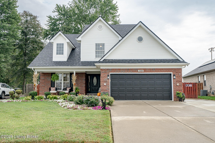 7226  Strive Ln Louisville, KY 40258 | MLS 1671358