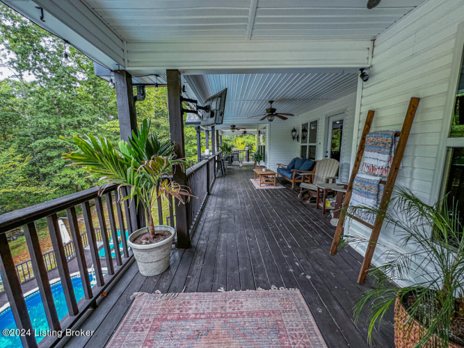 Listing Image 42