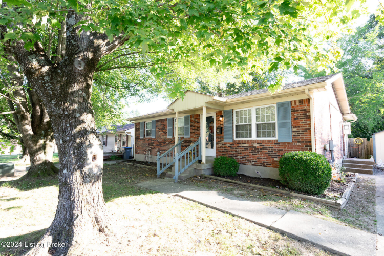 4606  Palma Rd Louisville, KY 40272 | MLS 1672167