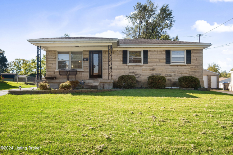 5212  Woodhill Ln Louisville, KY 40219 | MLS 1672439