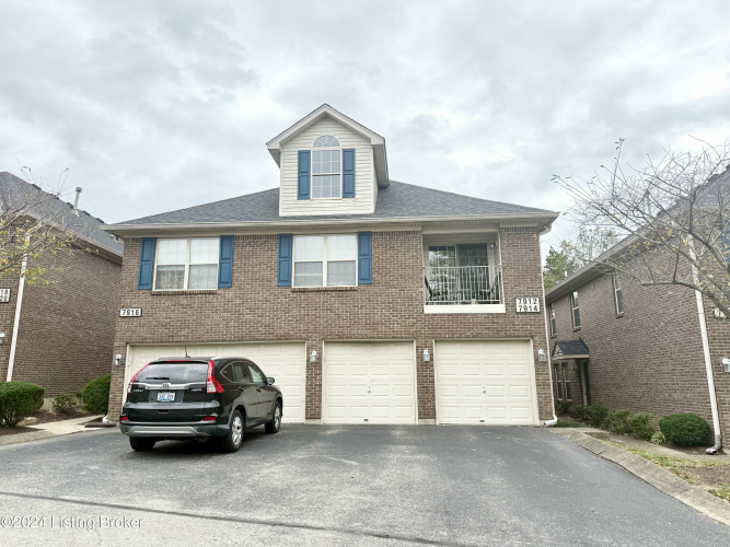 7914  Grand Cascade Dr Louisville, KY 40228 | MLS 1672787