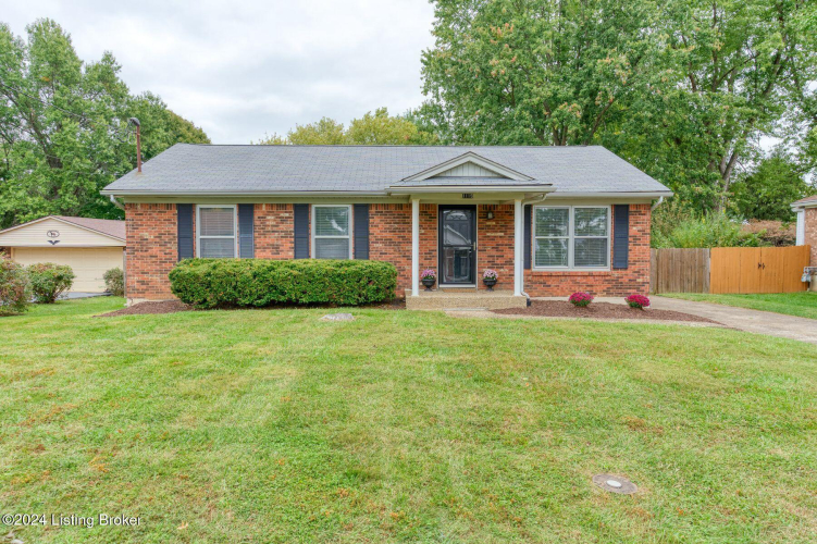 1115  Meadowridge Trail Goshen, KY 40026 | MLS 1672996