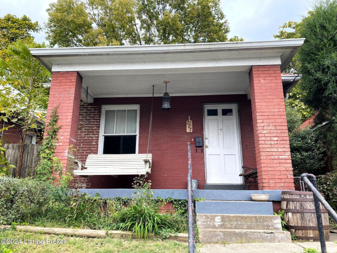 227 E Burnett Ave Louisville, KY 40208 | MLS 1673008