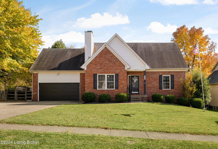 6239  Camden Cir Crestwood, KY 40014 | MLS 1673523