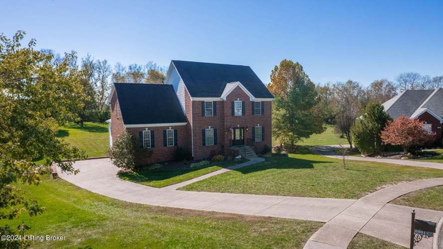 6901  Charleston Way Shelbyville, KY 40065 | MLS 1673615