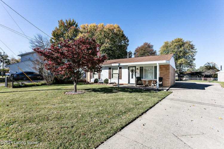 215  Valley Rd Louisville, KY 40229 | MLS 1673641