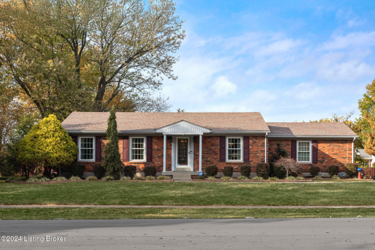 7103  Hollow Creek Rd Louisville, KY 40228 | MLS 1673940