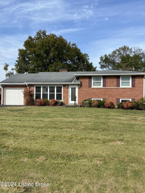 9917  Vega Ln Louisville, KY 40272 | MLS 1674112