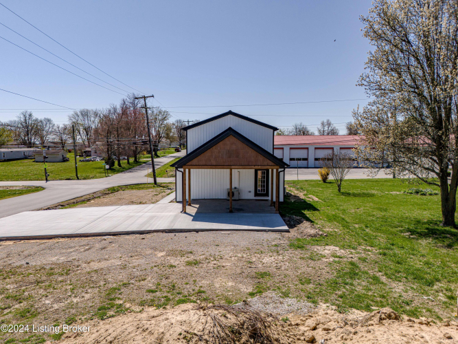Listing Image 8